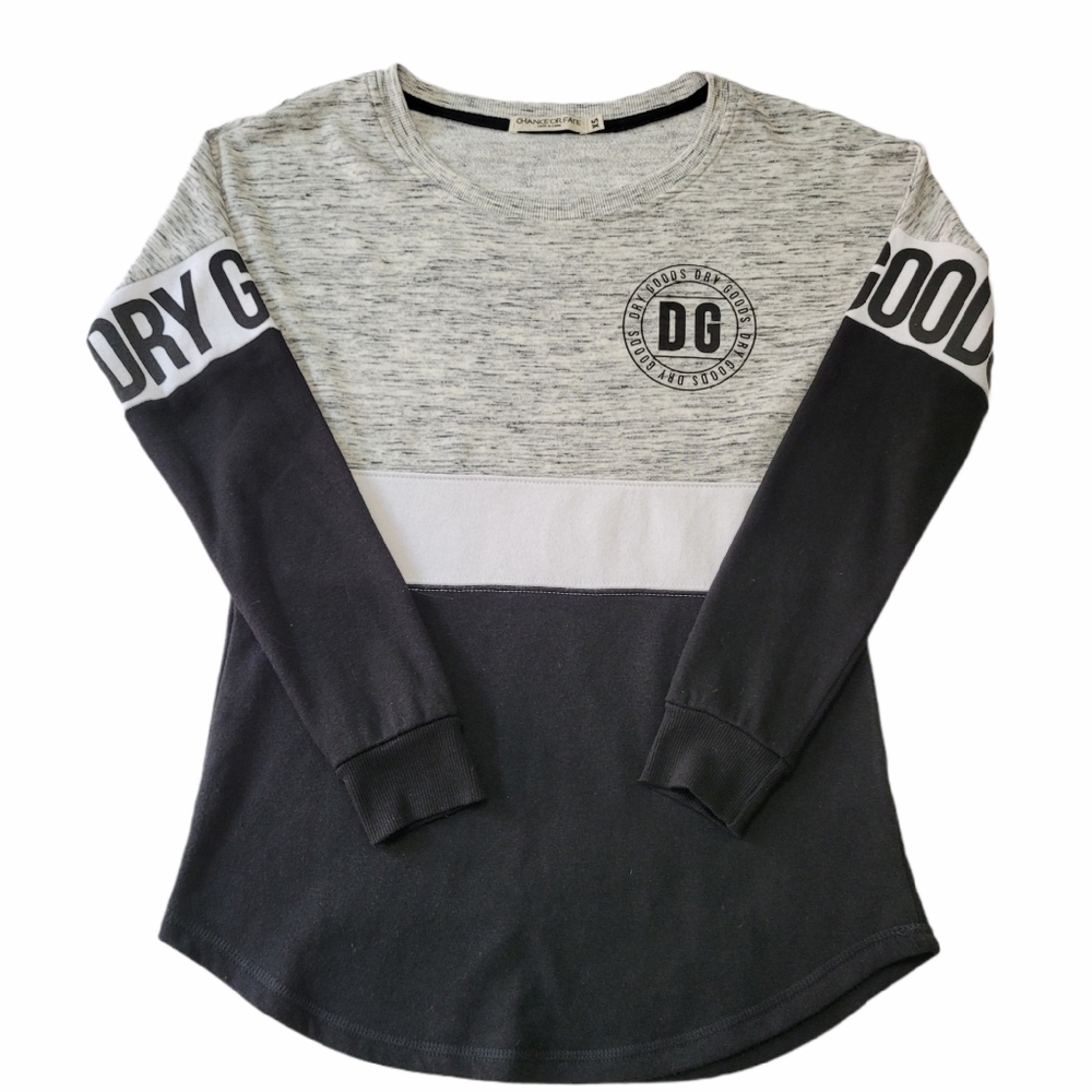 Women's Chance or Fate Sweatshirt Sz XS